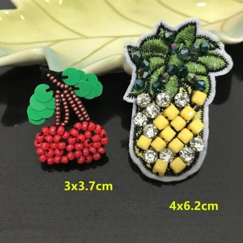 10pcs Cherry Patches Pearl Beading Sewing On Patches Rhinestone Pineapple Applique Clothes Badge DIY Apparel Sewing Accessories