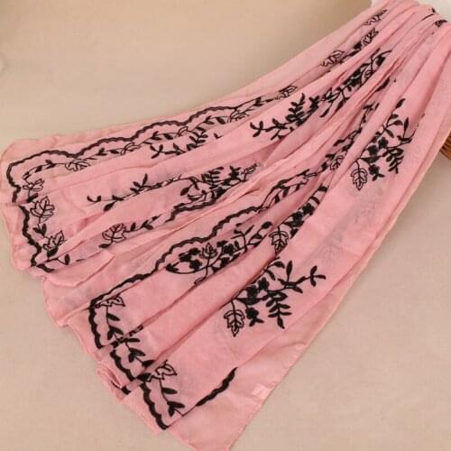 Fashion embroidered cotton scarf high quality women pashmina muslim wraps shawls hijab lady gift scarves 2018 new 20pcs/lot