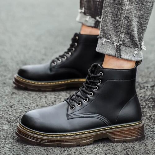 2021 Autumn High-top Martin Boots Mens British Style Tooling Boots Wild Tide Shoes Breathable Casual Leather Boots Mens Shoes