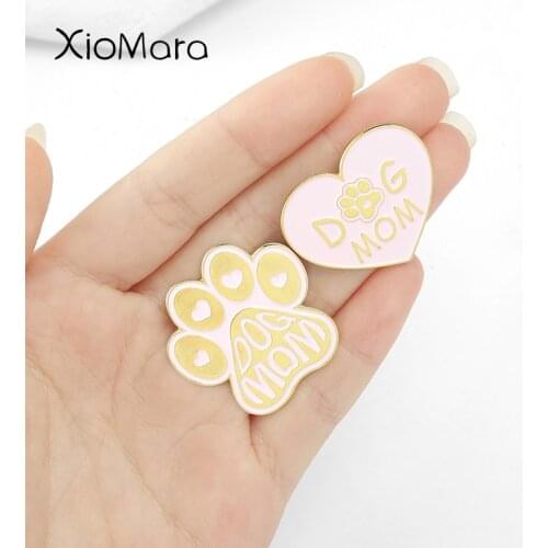 Paw Enamel Lapel pins Dog Mom Brooches Pink Heart Badges Hat Bag Accessories Women Girl Jewelry Puppy Lover Gifts