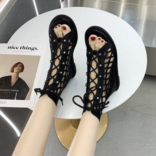 European and American hollow toe cool boots women spring/summer 2021 new cross strap zipper flat bottom Roman sandals women