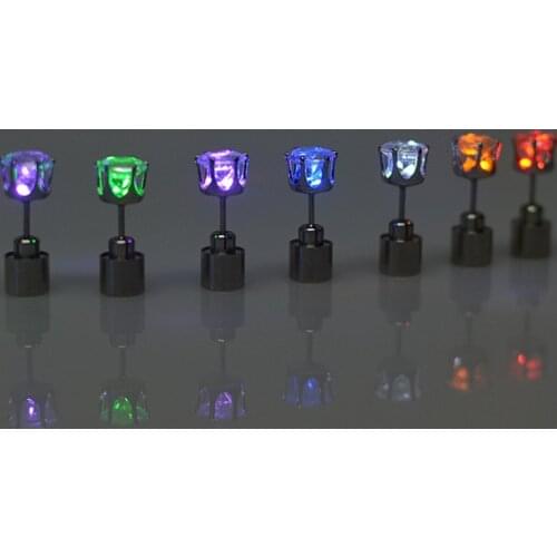 1pair Light Up LED Earrings Hot Christmas Studs Flashing Blinking Stainless Steel Earrings Studs Dance Party Supplies Gift
