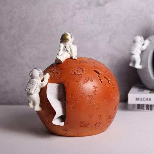 Astronaut Resin Tissue Boxes Moon Shape Napkin Holder Creativity Space Tissues Storage Box Cover Living Room Bedroom Organizer