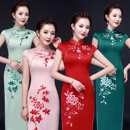 FZSLCYIYI Exquisite embroidery scalding drilling cheongsam Elegant silk satin long qipao Lady Slim Vintage Cheongsam