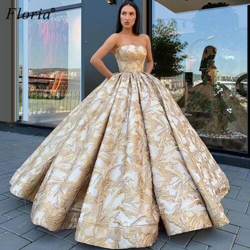 New Arrival Special Fabric Evening Dress 2020 Long Strapless Sexy Evening Gowns Turkish Prom Dress Arabic Celebrity Gowns