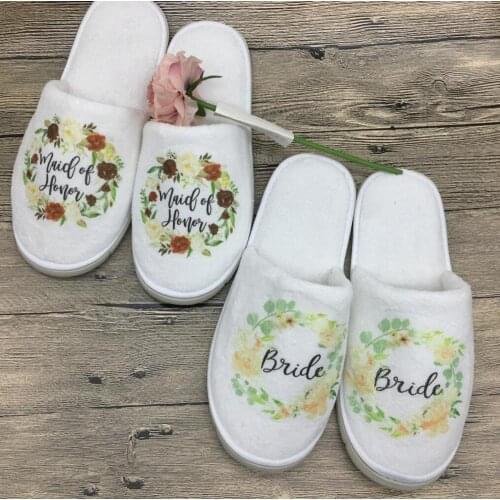 Personalised wreath Wedding Slippers, Bride Wedding floral spa Slippers, Bridesmaid Slippers.Bachelorette party favors gifts