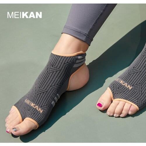 2 pairs Pack Yoga Socks for Women Indoor Training Fitness Sweat Absorbent Non-slip Open-toe Sports Socks Low Ankle Socks
