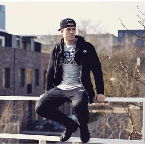 Spring and Autumn Muscle Sports Jacket Mens Running Fitness Training Wear Casual Tops Fashion Hooded Sweater Mens Sweatshirts