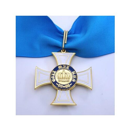 EMD Order of the Prussian Crown 2nd Class1