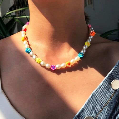 Lalynnly Colorful Flowers Necklace Peals Choker Necklaces Statement Women Girls Bohemian Necklace Summer Trendy Jewelry N7632