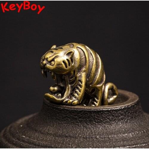 New Design Copper Big Mouth Tiger King Figurines Vintage Brass Zodiac Animal Pendants for Keychains Metal Car Key Rings Hangings