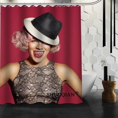New Arriva P!NK Shower Curtain Polyester Fabric Printing Bathroom Curtain Waterproof Bathroom Products With Hook