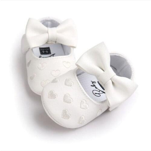 0-18M PU Crib Shoes Kids Bowknot Soft Sole Prewalker Heart Shape Infant First Walkers Baby Shoes Toddler Girls Booties Newborn