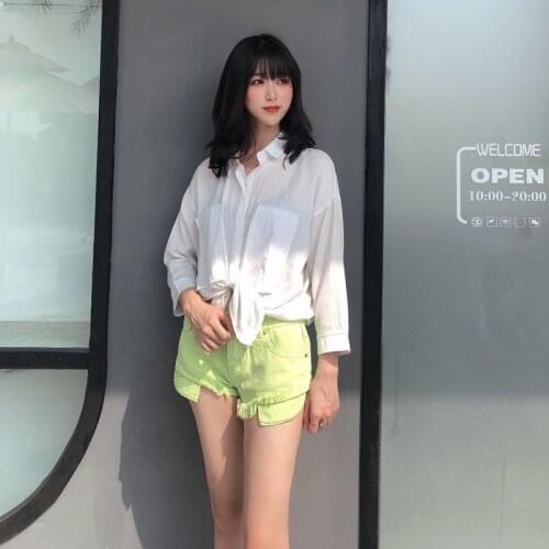 Cute Neon Green Denim Shorts for Women Summer Frayed Raw Hem Casual Jeans Shorts With Pockets Showing Pink