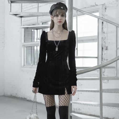 PUNKRAVE Womens Gothic Sexy Square Collar Package Hip Half Dress Small Bubble Sleeves Pleated Velvet Dresses