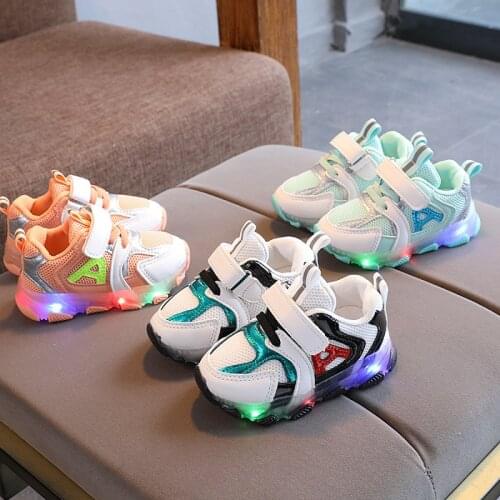 2021 new spring kids shoes with light sole boy light up toddler shoes girls childhood glowing boys shoes flat heel