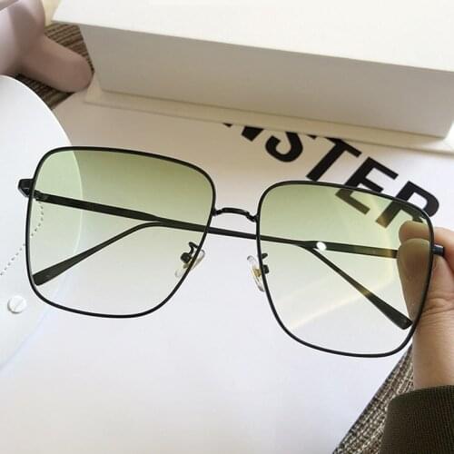 Chic Gradient Green Square Sunglasses For Women New Fashion Brand Oversized Alloy Pink Sun Glasses Men Metal Retro Black Shades