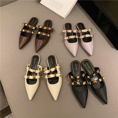 Slipper For Women Outdoor Wear 2021 Summer Sandals New Style Baotou Flat Mules Shoes Pointed Riveting Nail Lazy Half Slippers