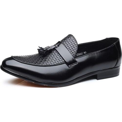 Mens Business Leather Shoes 2021 Spring New British Style Wild Trend Breathable Fashion Lace Pointed Toe Formal Casual Loafers