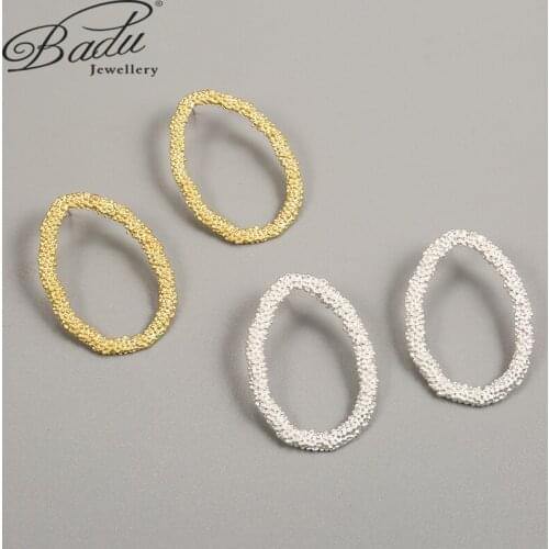 Badu Women Exaggerated Earrings Gold Hoop Earrings Temperament Jewelry Environmental Protection Materials Girl Exquisite Gifts