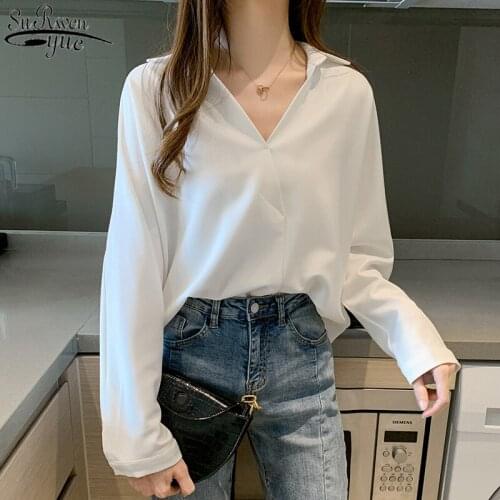 New Korean Loose Long Sleeve V-neck White Shirts Blusas 2021 Autumn Women Office Lady Solid White Blouses Fashion Tops 10511