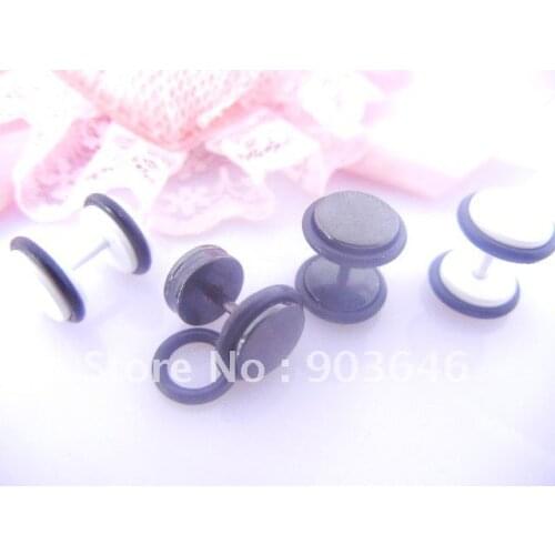 50pcs Free Shippment Stianless Steel Body jewelry-Black and White Ear Stud Fake Ear Plug with O rings