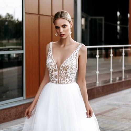 Sexy Scoop Neckline Top Beading Tulle Wedding Dress 2020 Court Train Backless Wedding Gowns vestidos de noiva For Bride