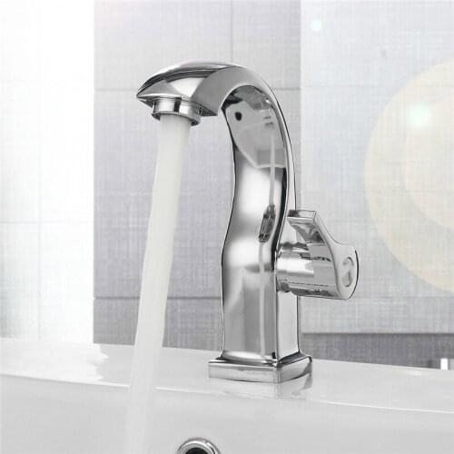 Chrome Single Handle Bathroom Basin Faucets Deck Mounted Kitchen Single Hole Bath Tap Single Cold Water Tap Copper Alloy Faucet