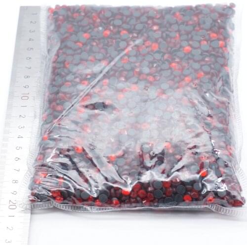 Lt.siam Wholesale Large Bulk Packing High Quality Shiny Stones Size SS6 SS10 SS16 SS20 SS30 Black Hotfix Rhinestones