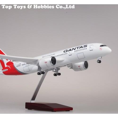 In Stock 1/130 Scale Aircraft Model 43cm Qantas Boeing B787 Resin Airplane Model Cabin With Lights Passanger Plane Toys