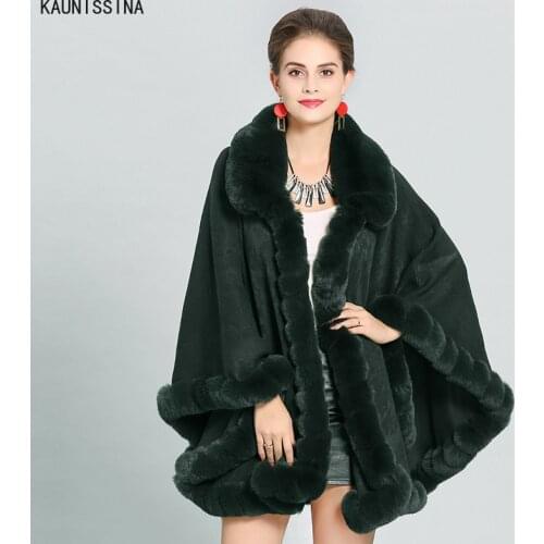 Women Winter Faux Fox Fur Capes Coats Plus Size Loose Thick Warm Fur Ponchos Turn-down Collar Ladies Elegant Fashion Outwear