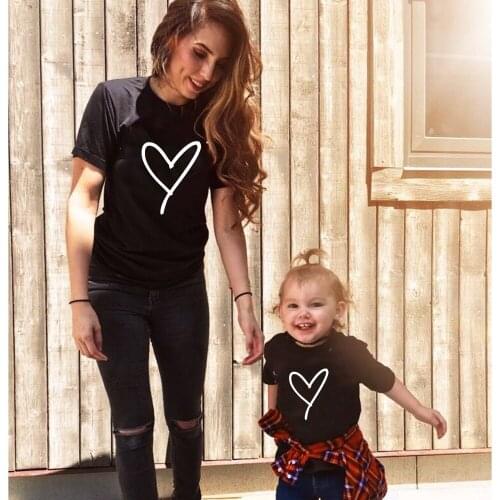 1 Pcs Mommy and Me Tees Love Heart Print Mom Life Baby Girls Boys Unisex Clothes Infant Family Matching T Shirts Kids Children
