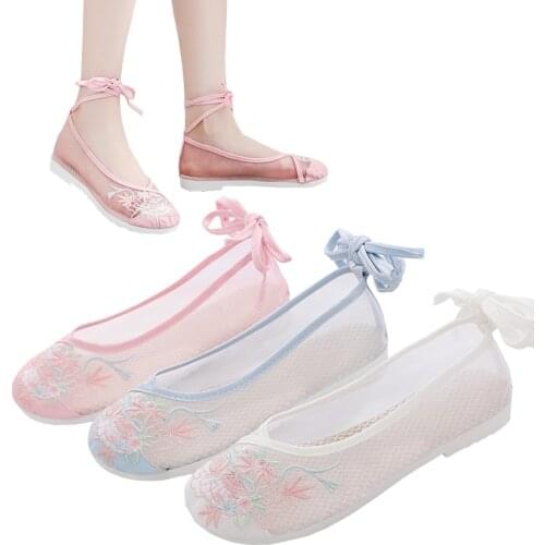 New summer retro Chinese nation womens shoes embroidery fashion womens flat shoes
