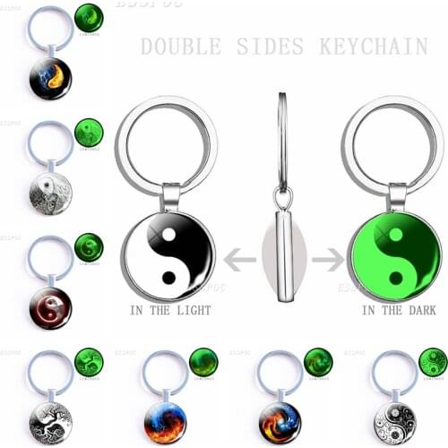 Glowing Yin Yang Taichi Symbols Double Keychain Vintage Two Yin Yang Cats Jewelry Luminous Glass Double Sided Keyring Gifts