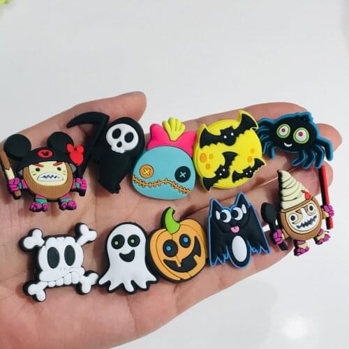 How Selling Wholesale 100PCS Mix Ghost Spider PVC Craft Flat Back DIY Kids Shoes Charms Embellishments Scrapbook Party Gifts