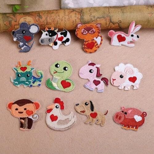 50pcs/Lot Embroidery Patches Letters Clothing Decoration Accessories Zodiac Diy Iron Heat Transfer Applique Thermo Stickers