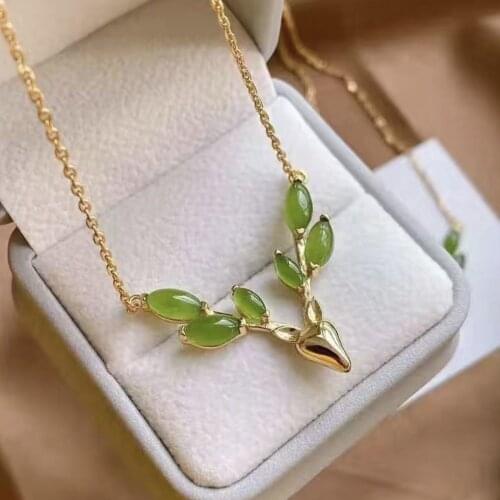 S925 Sterling Silver Inlaid Natural Hetian Jade Gray Jade a Deer Necklace with You Fresh Artistic Pendant Necklace Sets of Chain