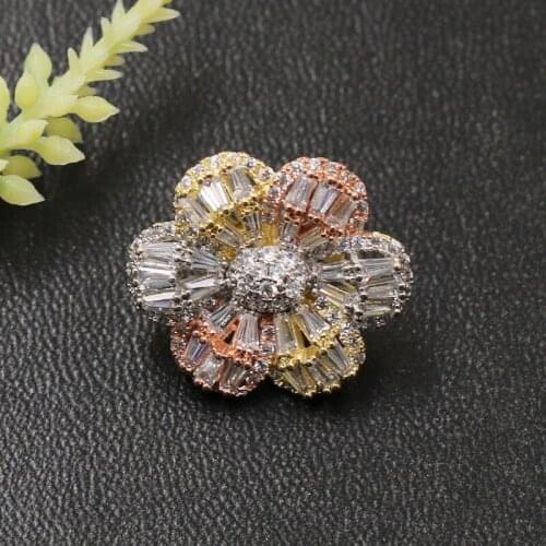 Vanifin Fashion Jewelry Exquisite Lovely Flower Cubic Zircon Brooch Pin for Engagement Banquet Party Luxury Bridal Best Gift