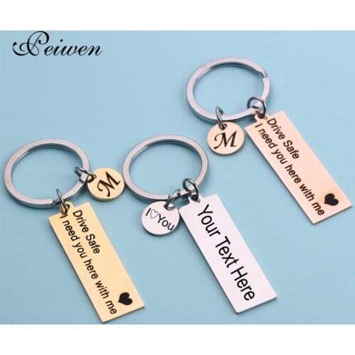 Personalized Custom Keychain Initials A-Z 26 Letter Key Ring For Men Women Stainless Steel Nameplate Custom Lettering Key Chain