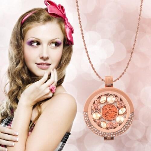 Vinnie Design Jewelry 35mm Stainless Steel Pendant Necklace with 33mm Crystal Flower Coin Disc,80CM Rose Soprano Chain
