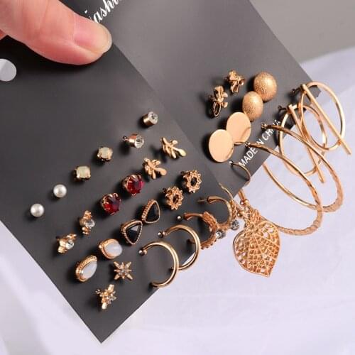 Fashion Geometric Simple Pearl Hoop Crystal Stud Earrings Sets For Women Bohemian Heart Earrings 2021 Trendy Accessories Jewelry