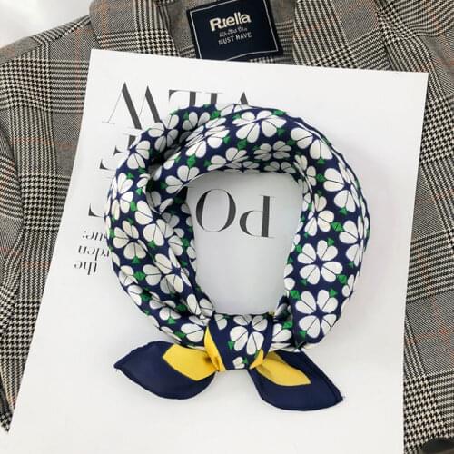 2021 Fashion Silk Scarf For Women Print Square Hand Kerchief Brand Design Ladies Bandana Spring Hair Band