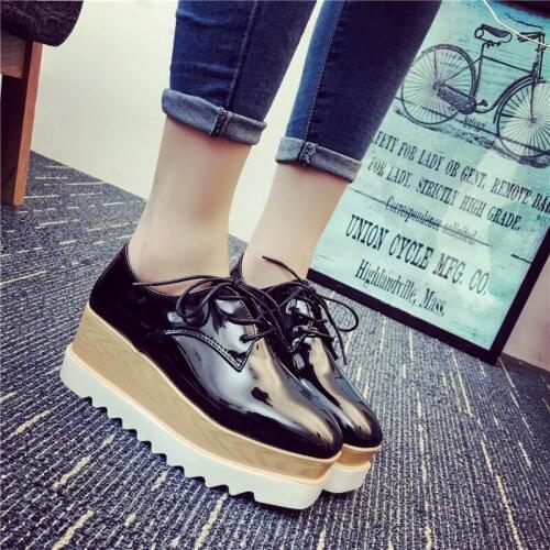 Derby shoes woman creepers patent leather woman Brogue shoes warm winter flats lace up platform shoes fur designer creepers