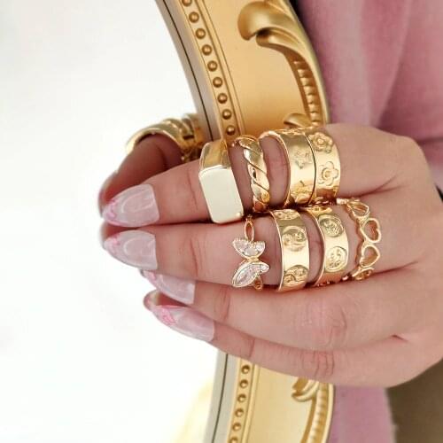 JUST FEEL New Metal Happy Smiley Face Finger Rings for Women Gold Silver Color Flowers Heart Ring Korean Minimalism Jewelry Gift