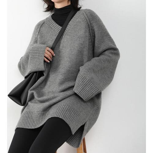 Women 2021 Autumn Winter Fashion Long Loose Pullovers Female V-neck Sweater Tops Ladies Solid Color Thick Warm Knitted Tops Y366