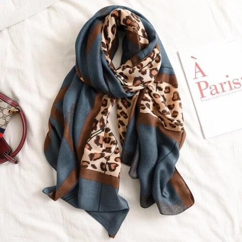 Luxury brand Autumn winter winter scarf leopard Linen cotton shawl women Soft Pashmina scarves muslim hijab cape wrap muffler
