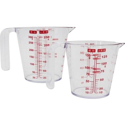 Plastic Kitchen Measuring Cup with 3 Different Scales Jug Pour Spout Baking Cooking Tool 250ml/500ml Kichen Accessories