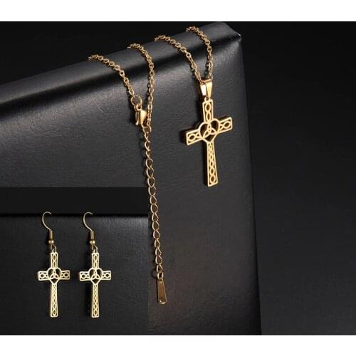 Sipuris Celtics Knot Necklace Stainless Steel Cross Pendant Necklace Wicca Cross Choker Chain Necklace Women Men Amulet Jewelry