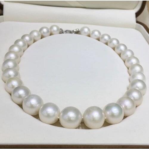 Sinya New arrival Very High luster clean 13-15mm Perfect Round freshwater pearls strand Necklace chokers for Mum Women ladies