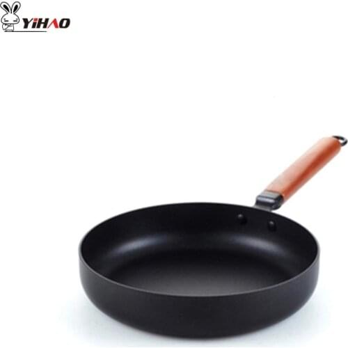 YIHAO 26CM High Quality Hot Sale New Fashion Frying Pan Non-stick Cast Iron Pan Multi-function Wok